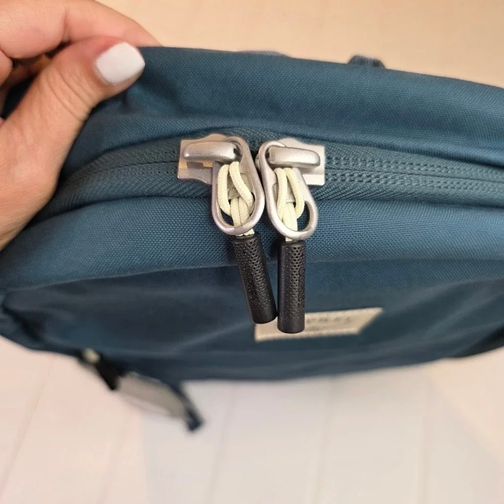 Osprey Arcane 20L Large Day Backpack Stargazer Blue Laptop Sleeve 10002439 NWT